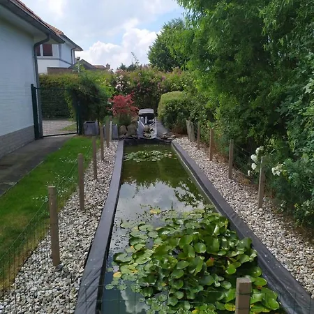 Villa In Adinkerke With Nice Garden In A Quiet Neighbourhood