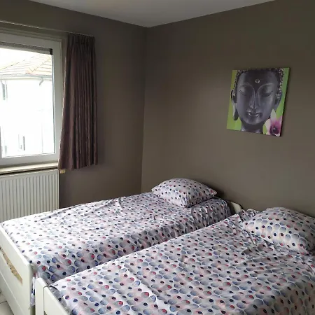 Villa In Adinkerke With Nice Garden In A Quiet Neighbourhood De Panne